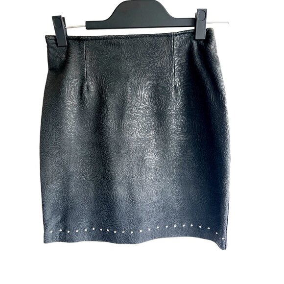 Vintage textured black leather skirt size Small - Picture 1 of 6